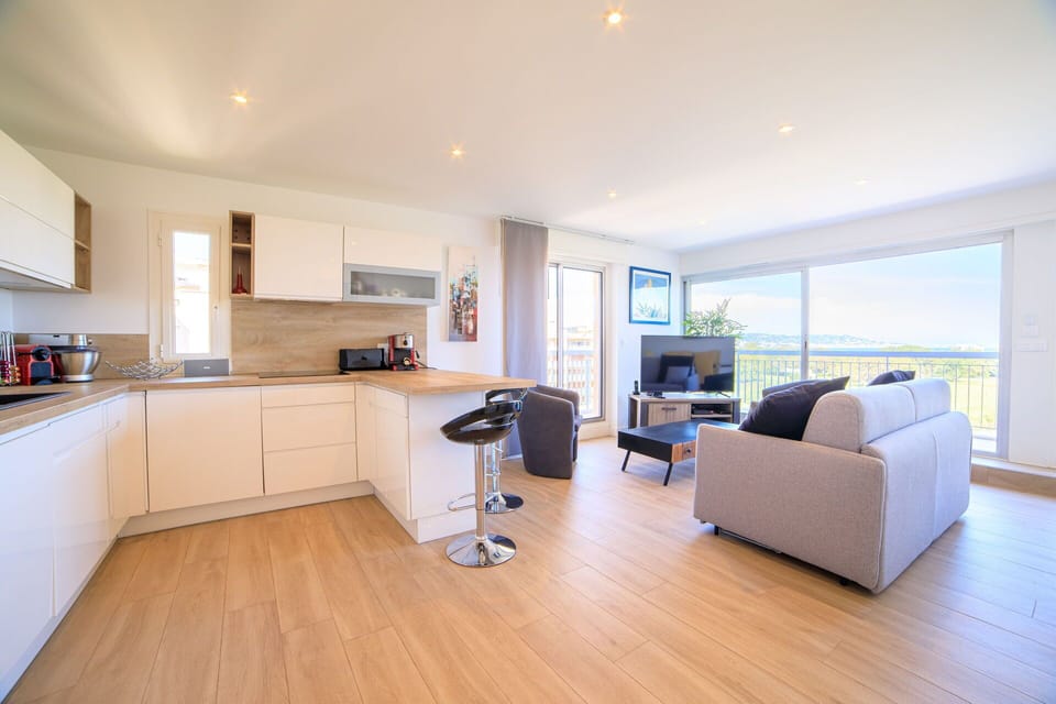 Kitchen, Living Room