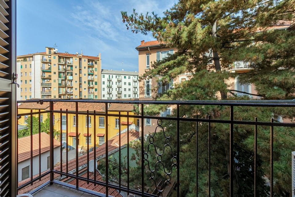 Balcony / Terrace / Patio