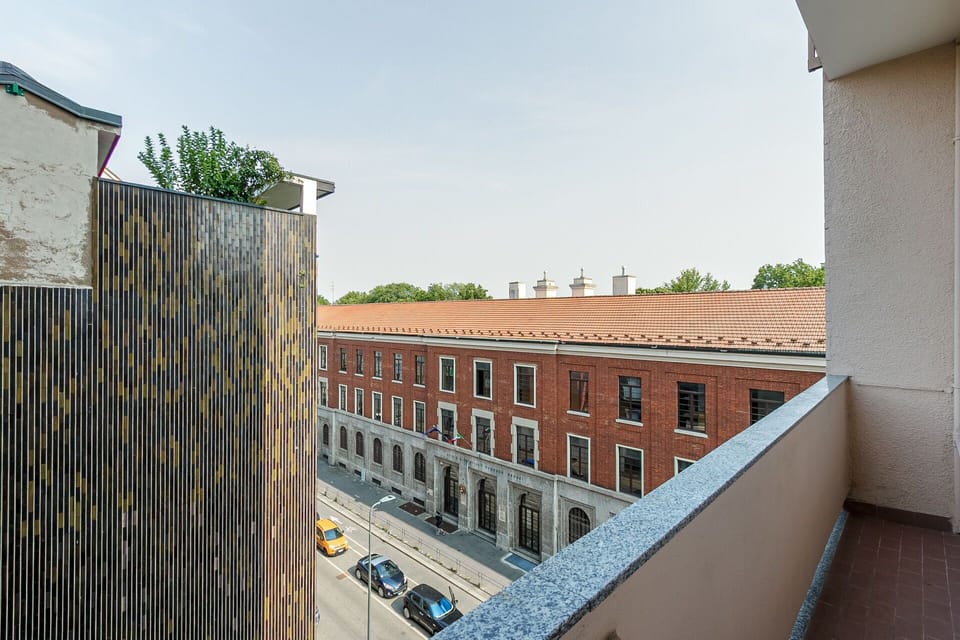 Balcony / Terrace / Patio