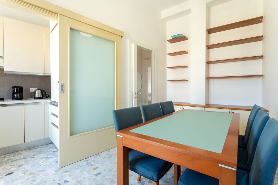 Dining Room, Kitchen
