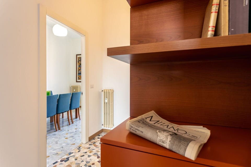 Dining Room, Living Room, Room Detail