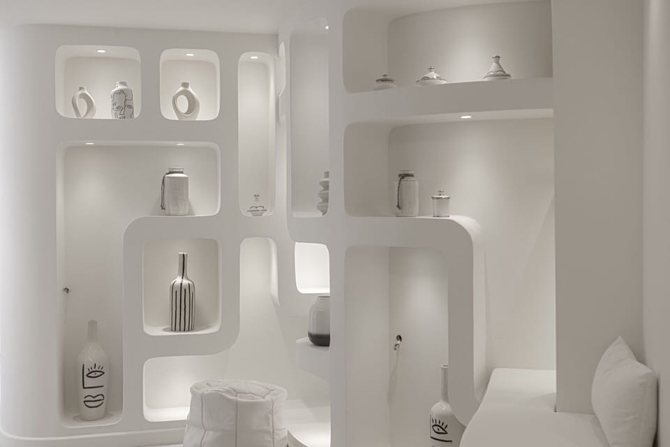 Room Detail