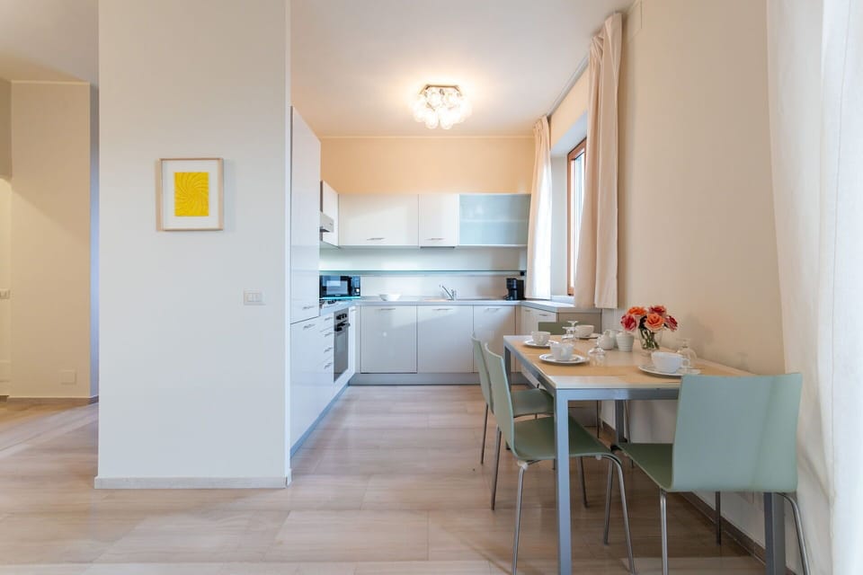 Dining Room, Kitchen