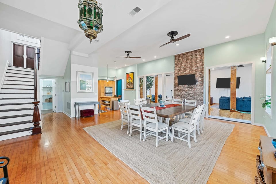 #ChicDining #FineDining #HomeSweetHome