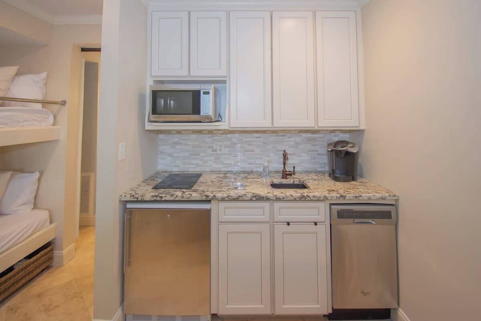 Kitchenette