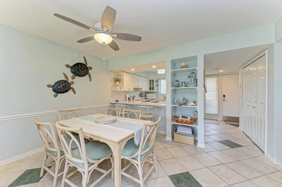 Anna Maria Island Runaway Tropical Waves-Pet Friendly