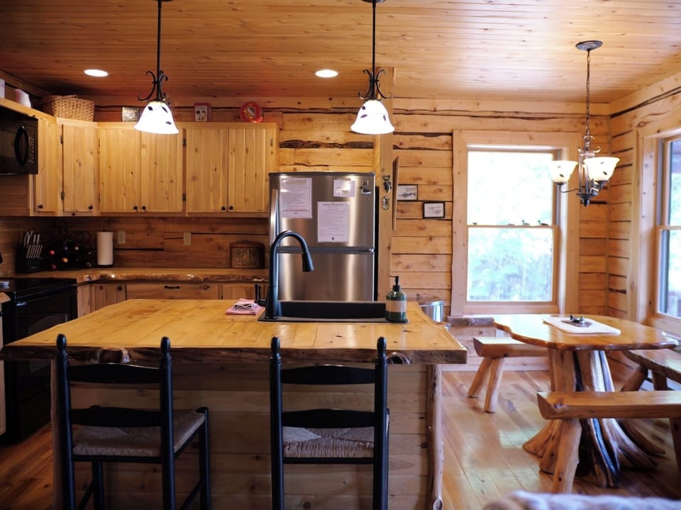 Loon Loft on Drummond Island (3498)