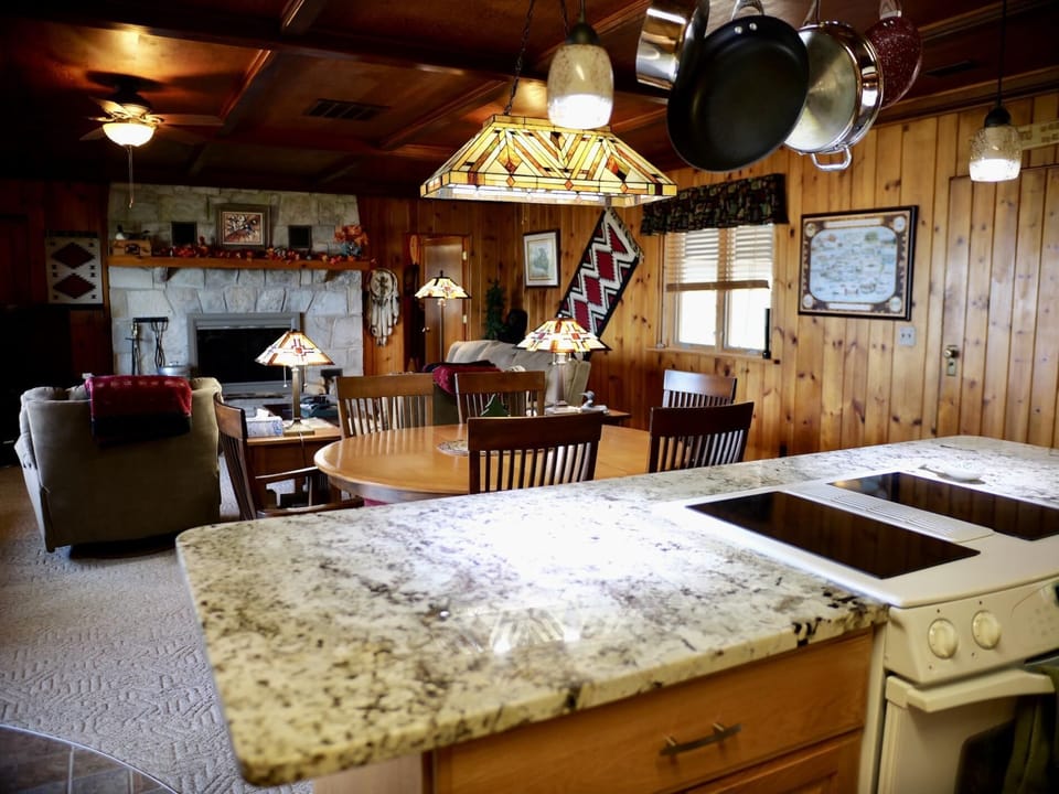 Lakeside Ranch on Drummond Island (3284)