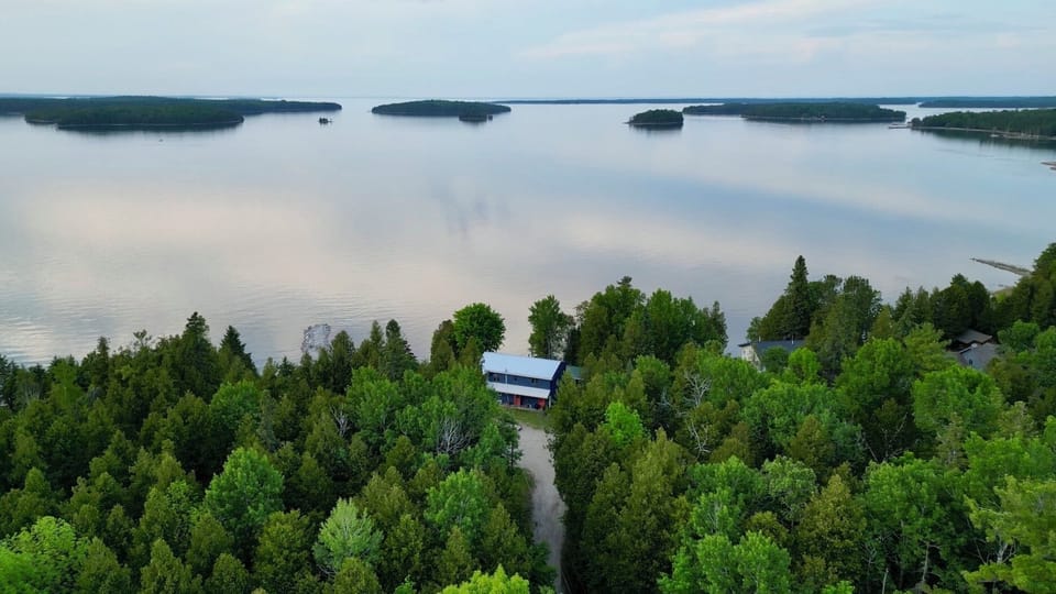 Russian Embassy on Drummond Island (3676)