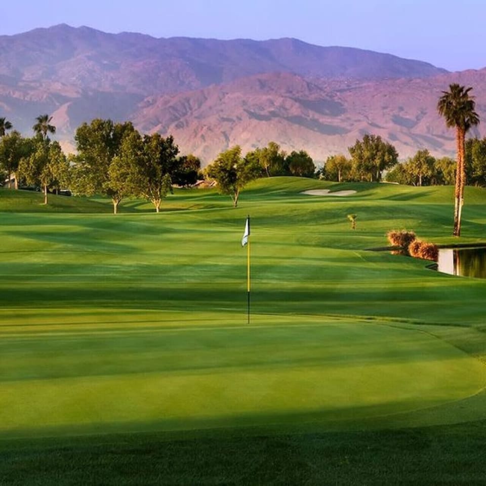 Palm Desert Country Club