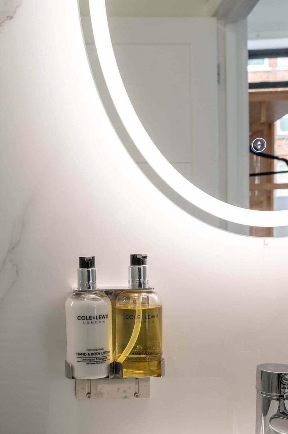 Bathroom amenities