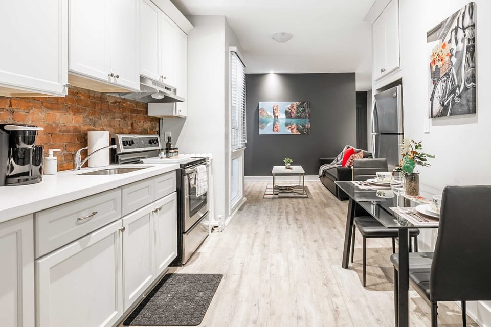 Prepare Delicious Meals In This Stylish And Functional Kitchen