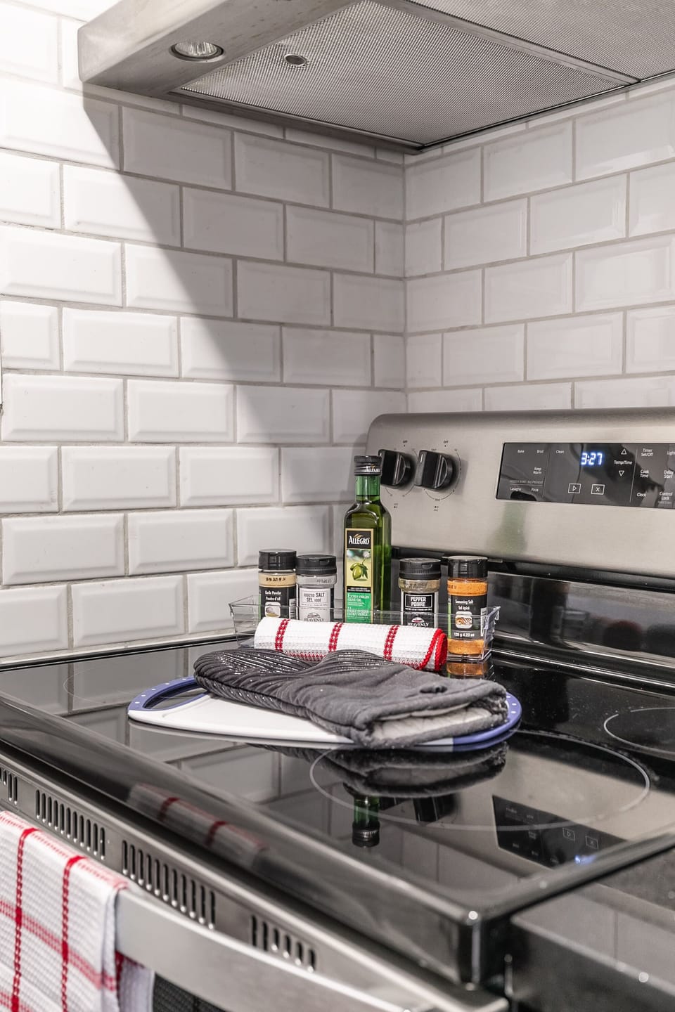 Fully Equipped Kitchen With Modern Appliances