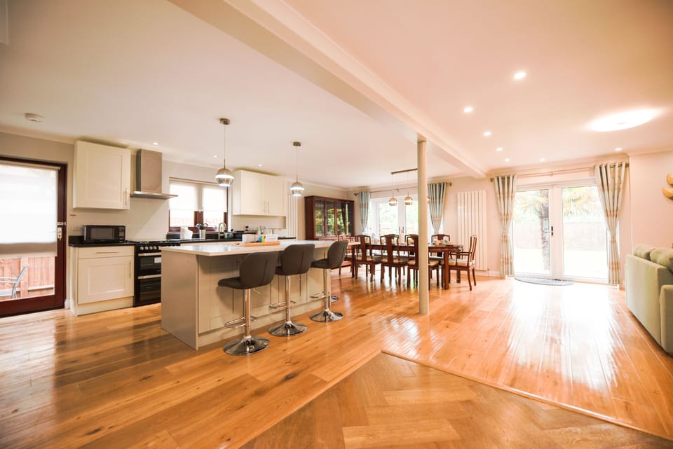 Kitchen/Dining