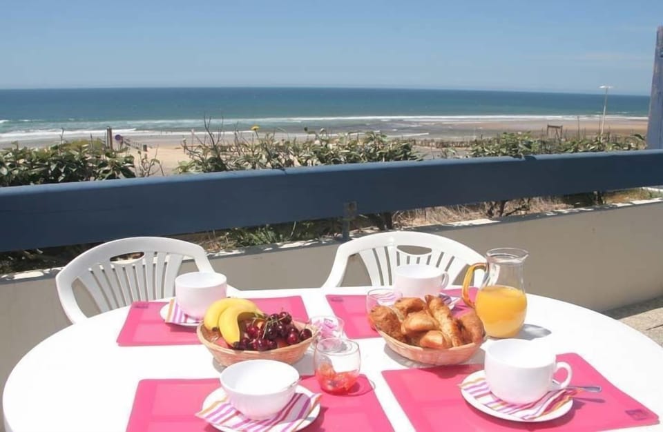 Enjoy a delightful breakfast with a breathtaking ocean view from your private terrace or balcony.