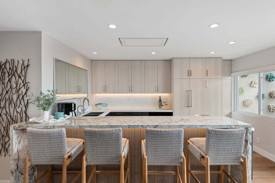 Fully equipped kitchen with everything to make an excellent meal!