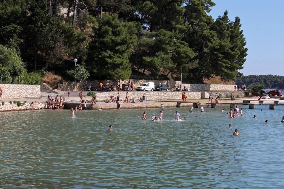 Nearby beaches