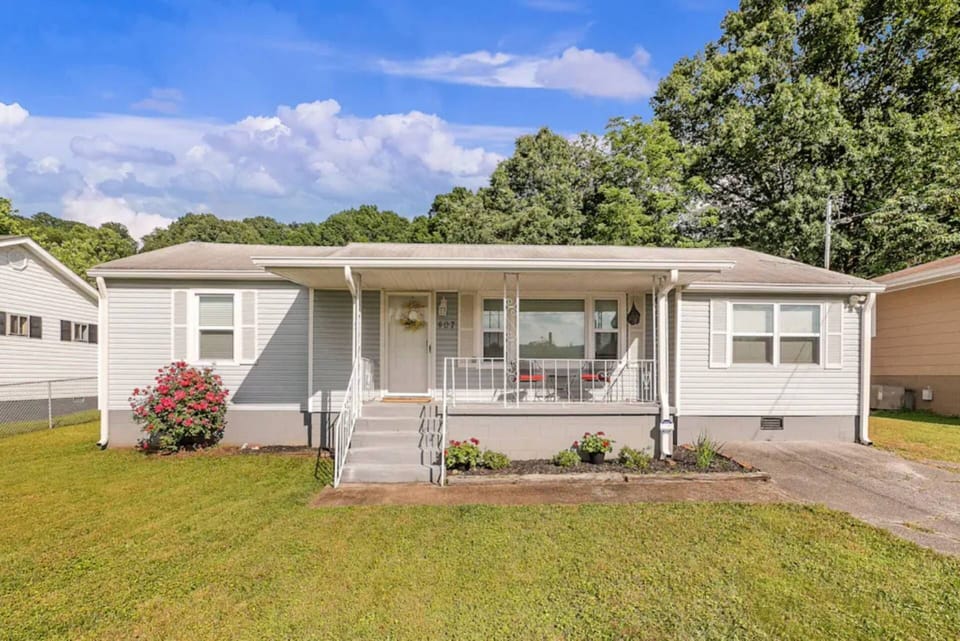 Welcome to Blue Mill House