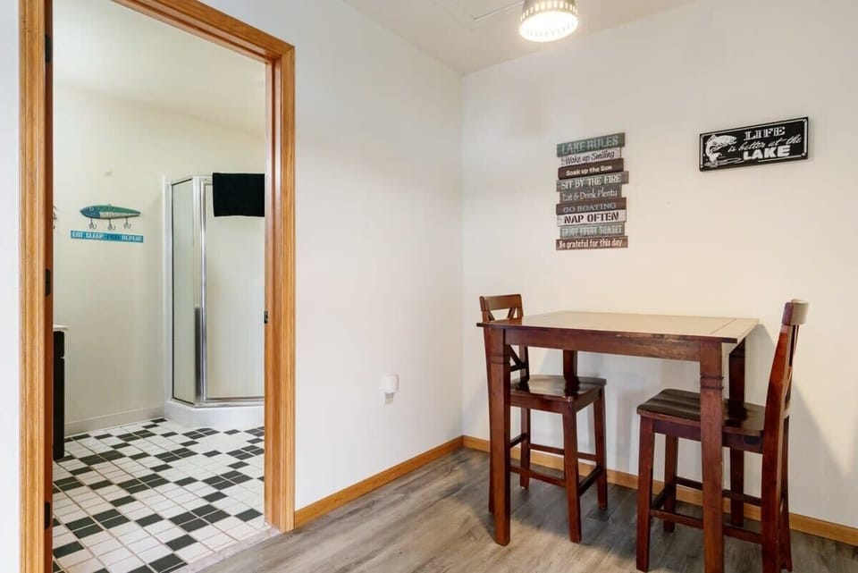 Small dining table and spacious bathroom