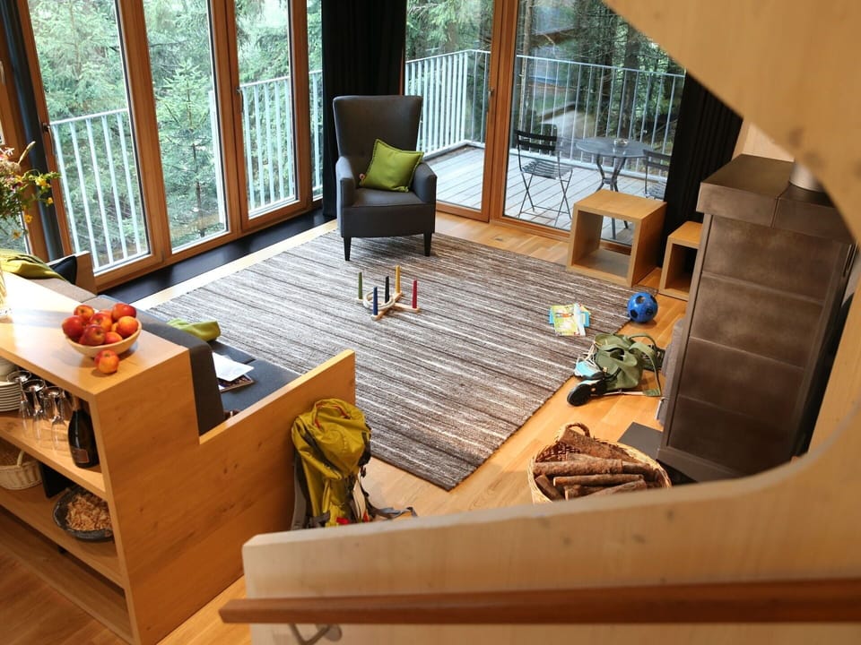 Couch, Plant, Wood, Interior Design, Flooring, Living Room, Table, Floor, Hardwood, Real Estate