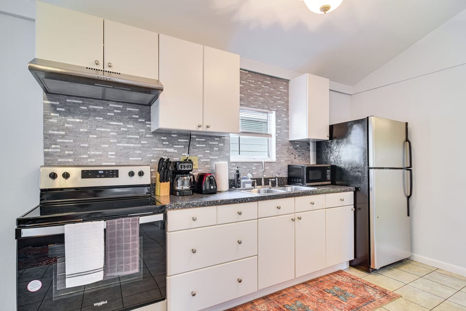 Kitchen | Drip Coffee Pot | Toaster