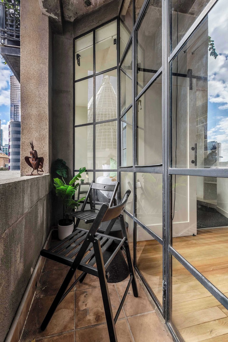 Bright open plan living and dining area that flows seamlessly into the modern kitchen