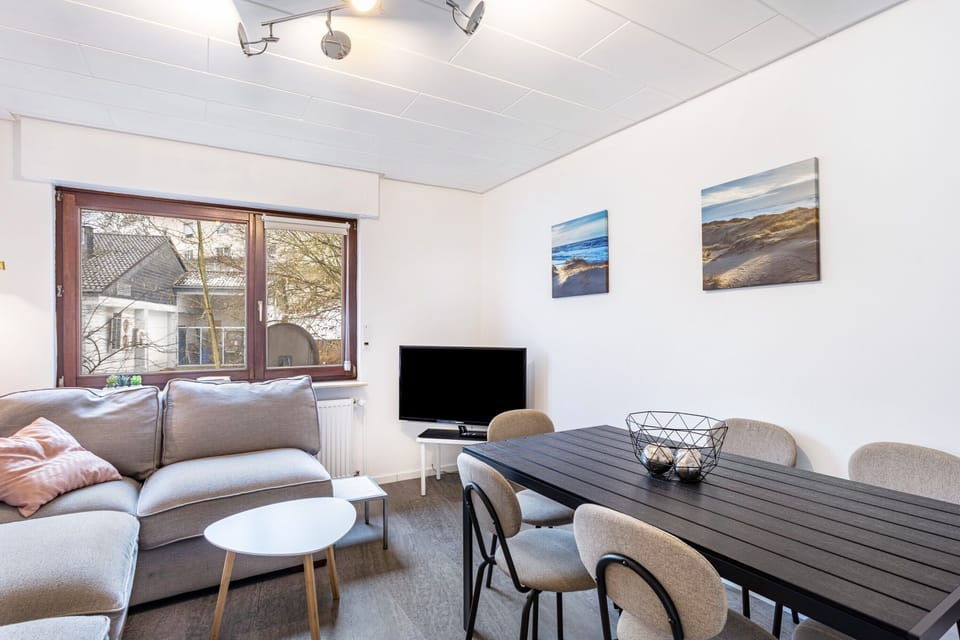 Holiday Home on Südwall Left with Garden, Private Terrace and Wi-Fi in Medebach House in Medebach