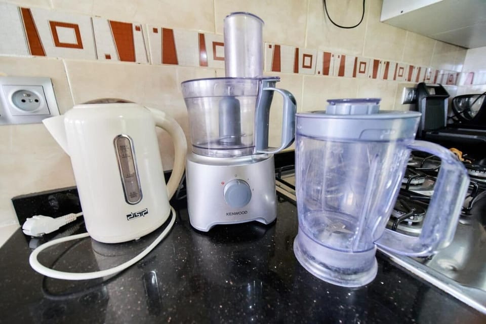 Kettle & blender