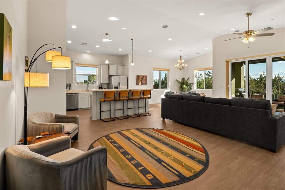 Relaxing modern mountainesk interiors