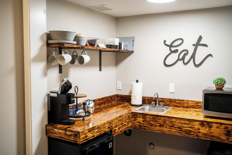 Kitchenette #2