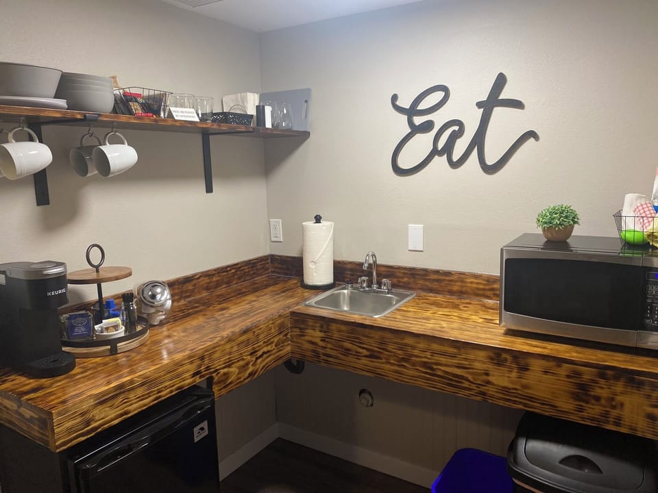 Kitchenette #2