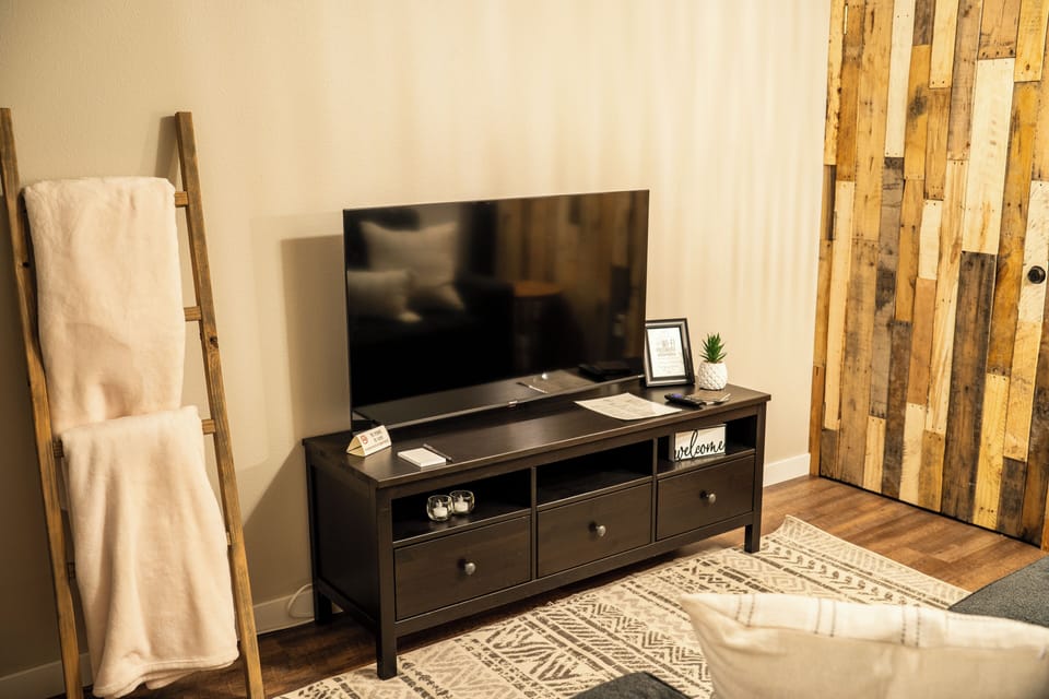 Living area #2