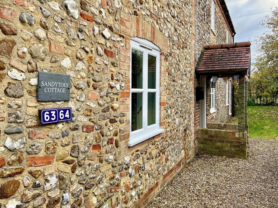 Exterior | Sandy Toes Cottage, Eastmoor