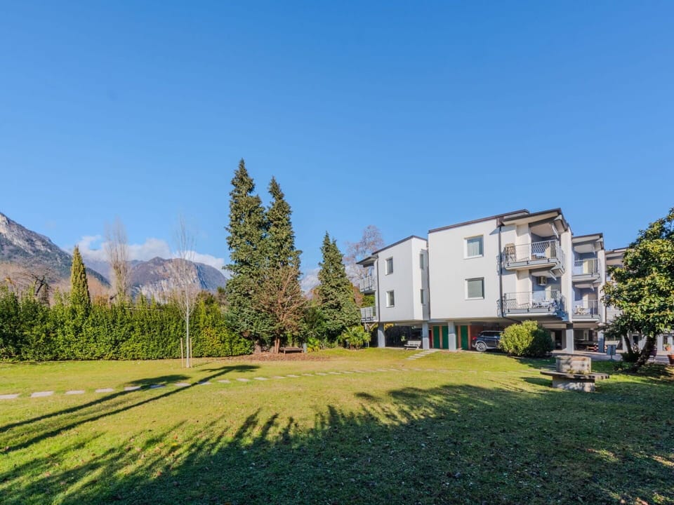 Estate, Yard, Balcony, Villa