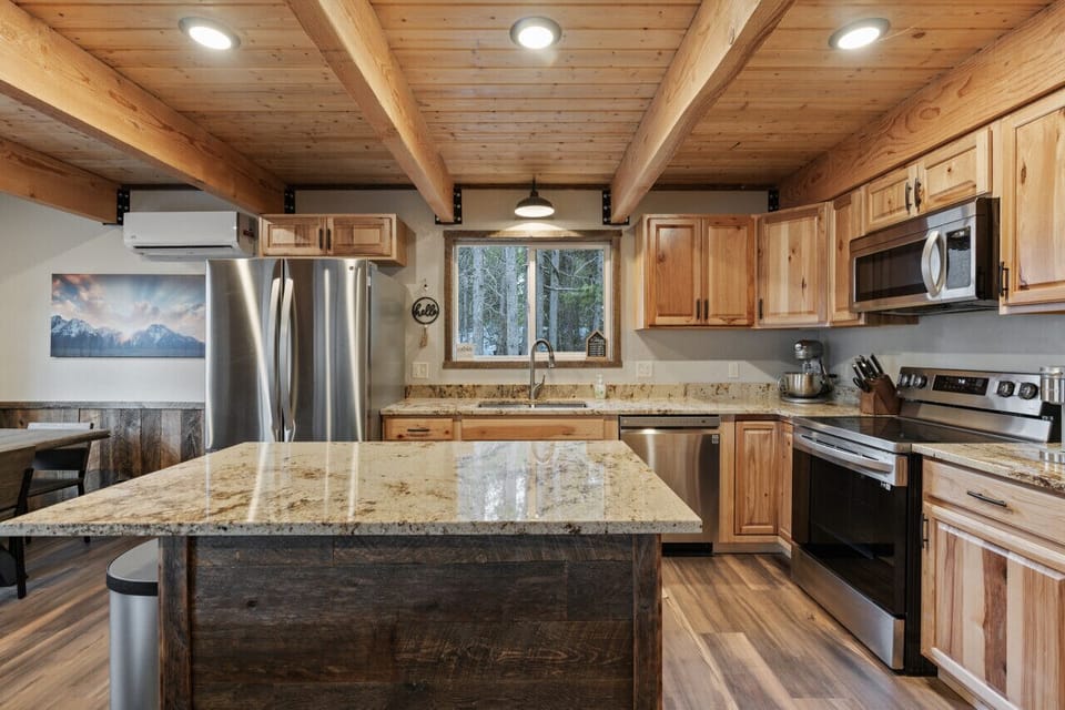 Full Kitchen