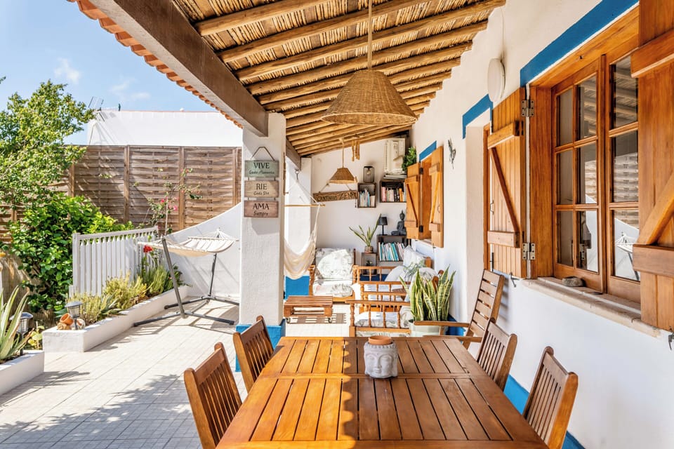 We eat every meal possible out here enjoying the Algarve sun!