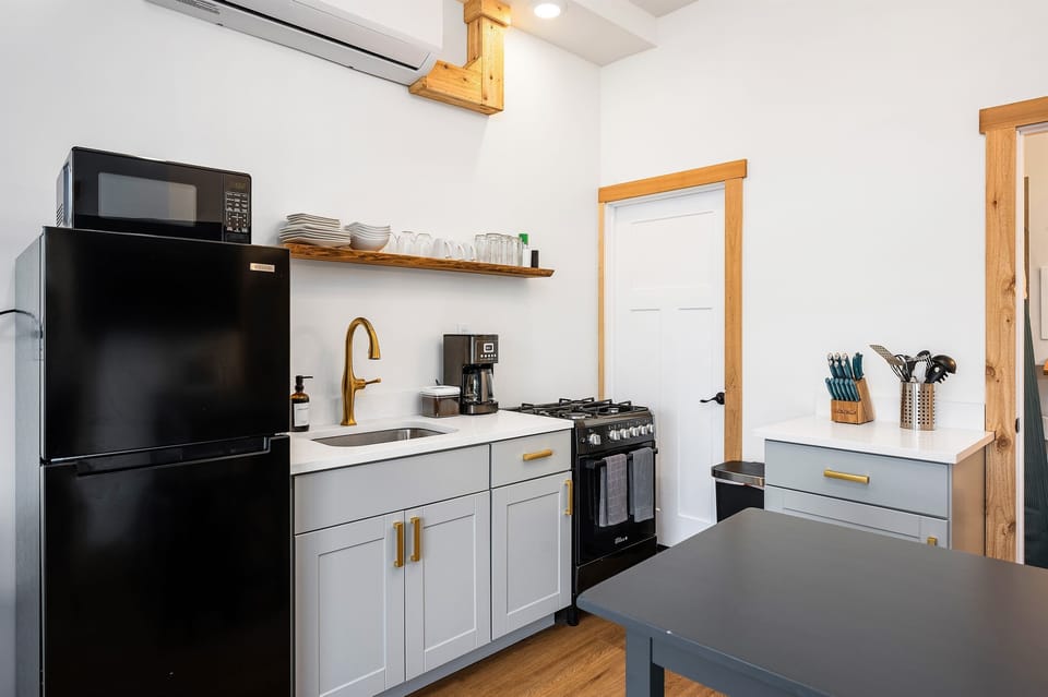 Whip up meals in style with modern appliances and chic decor!