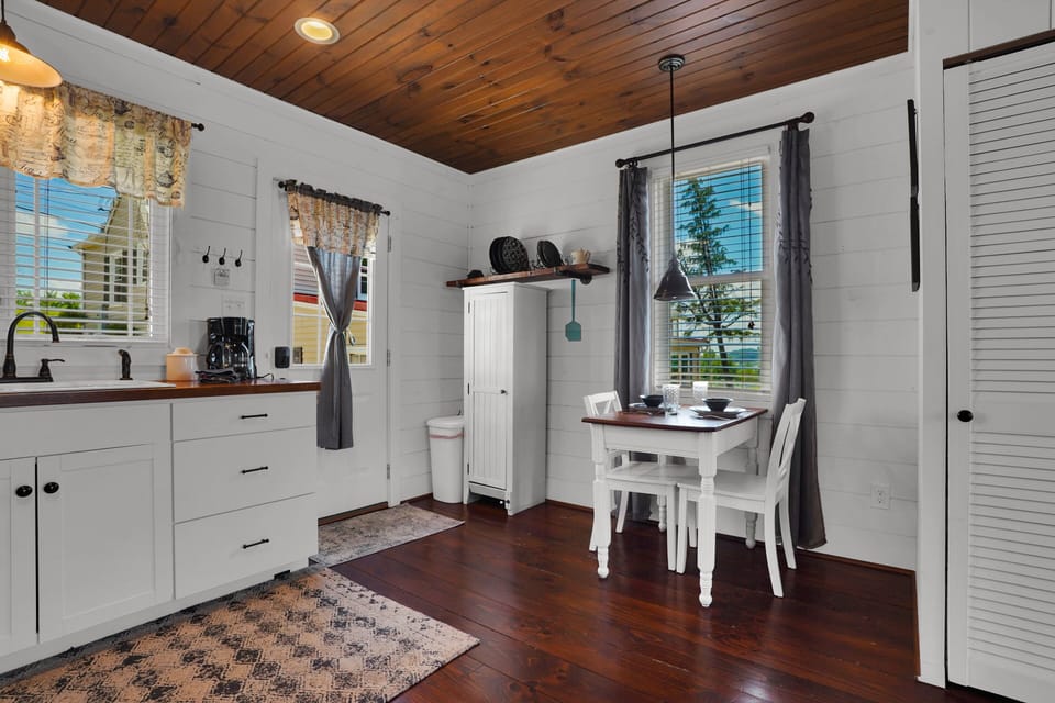 Enjoy breakfast at this sweet table for 2!