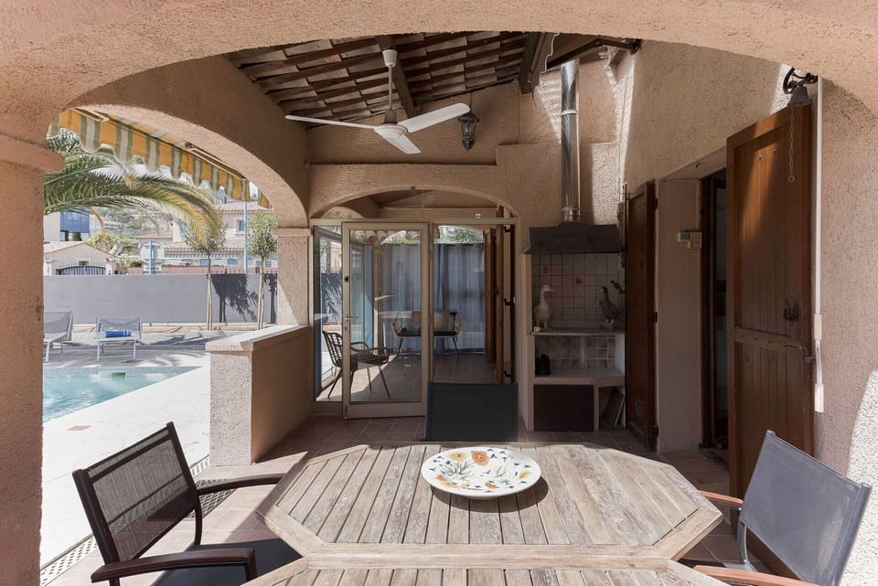 Balcony / Terrace / Patio, Outdoor