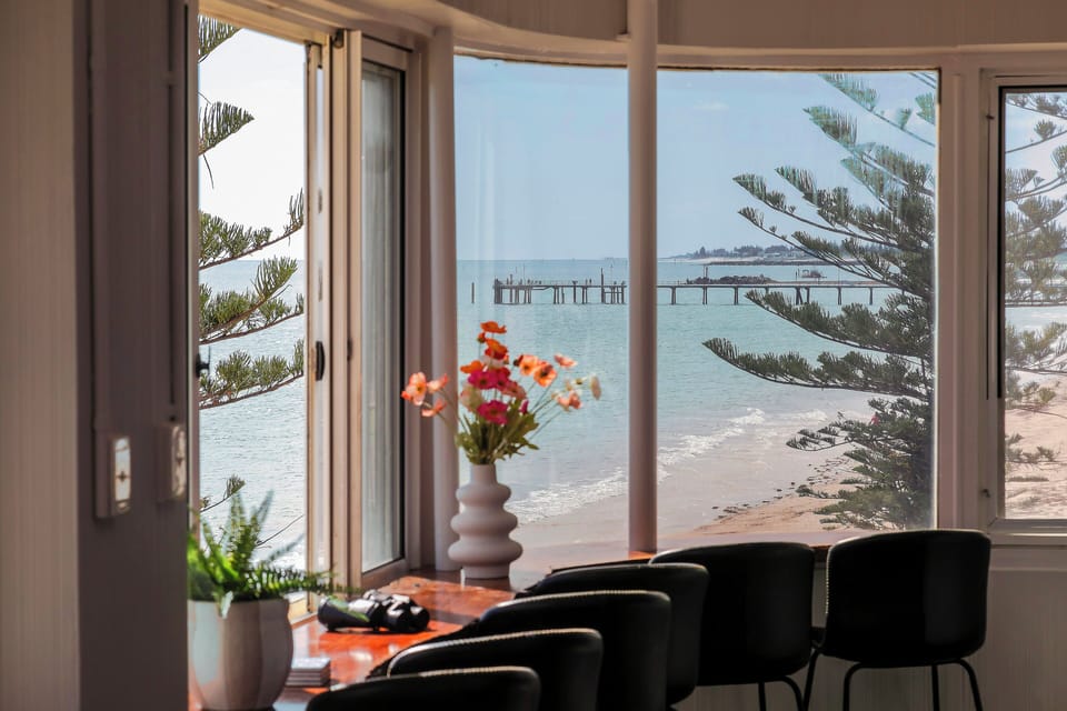 Perfect views of the historic Glenelg jetty