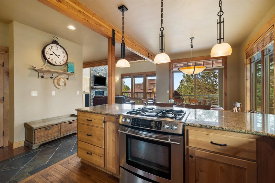 Open Kitchen