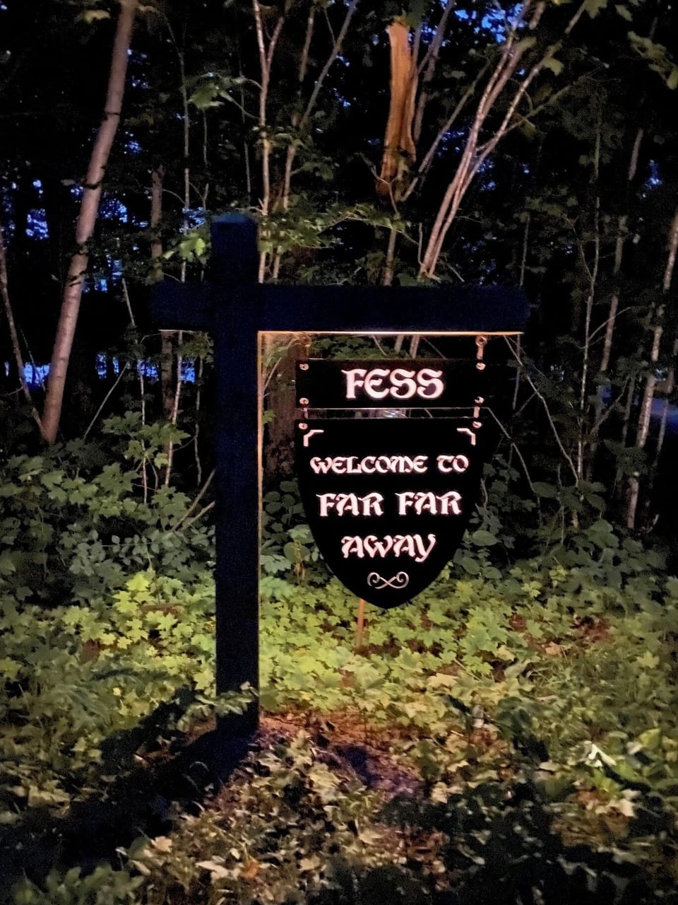 Easy to spot sign at night 