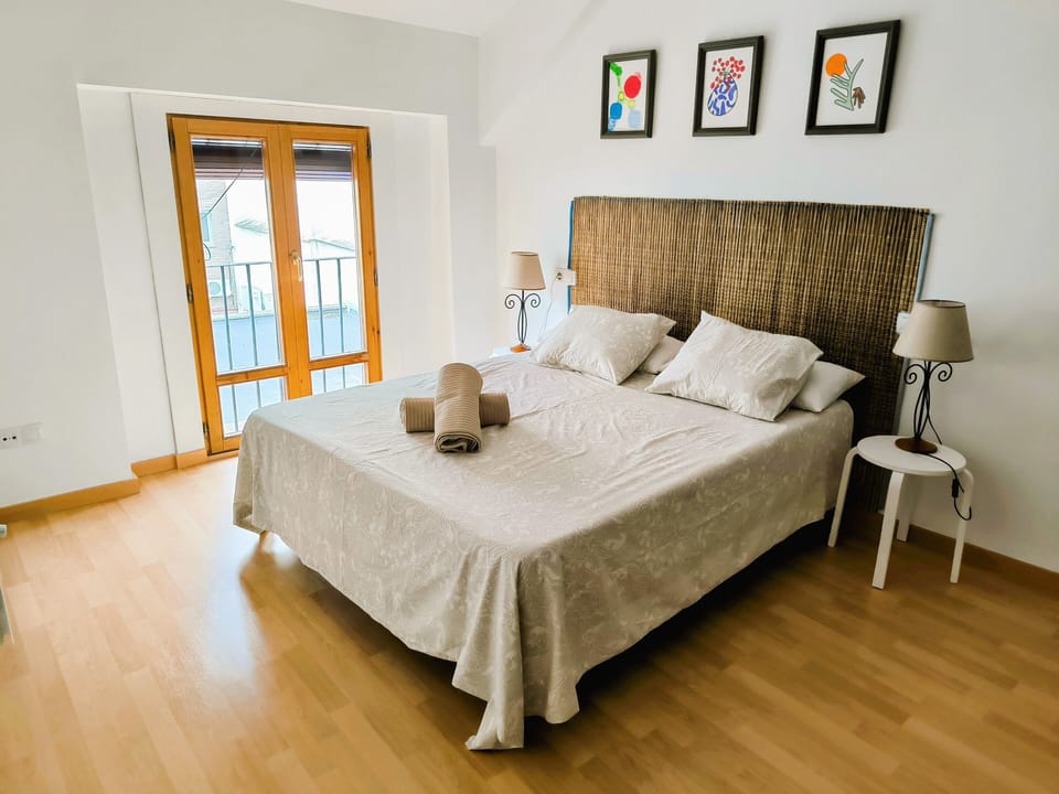 Dormitorio 1_cama matrimonio