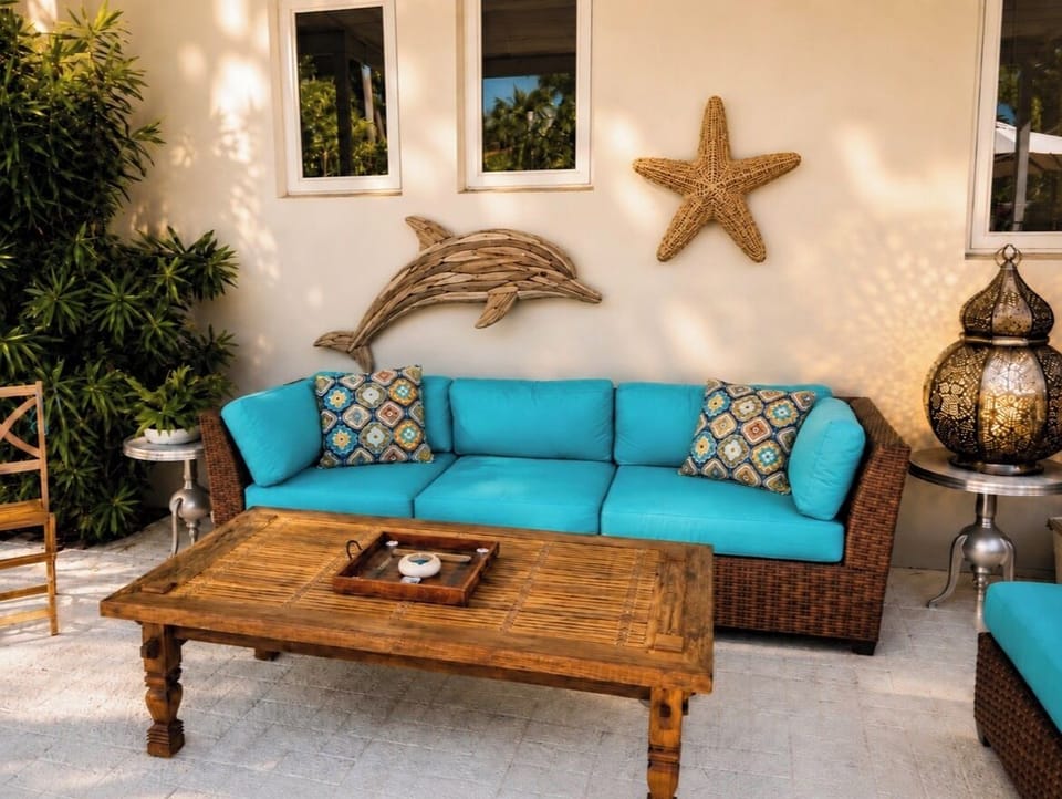 Coastal-Inspired Comfort