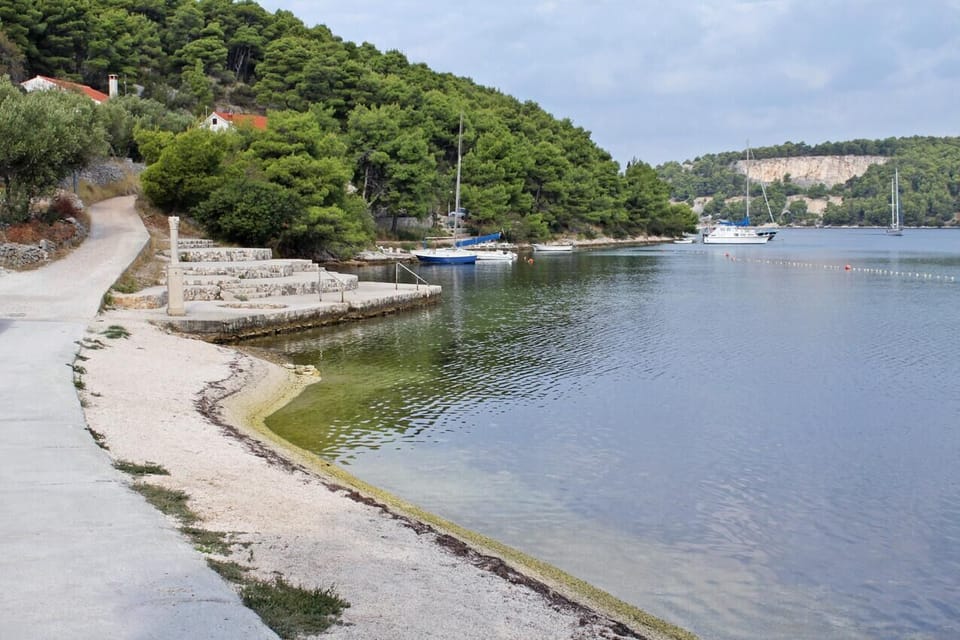 Nearby beaches