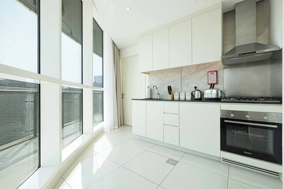 Magnificent Homes | Luxurious 3BR | Burj Khalifa View.jpeg