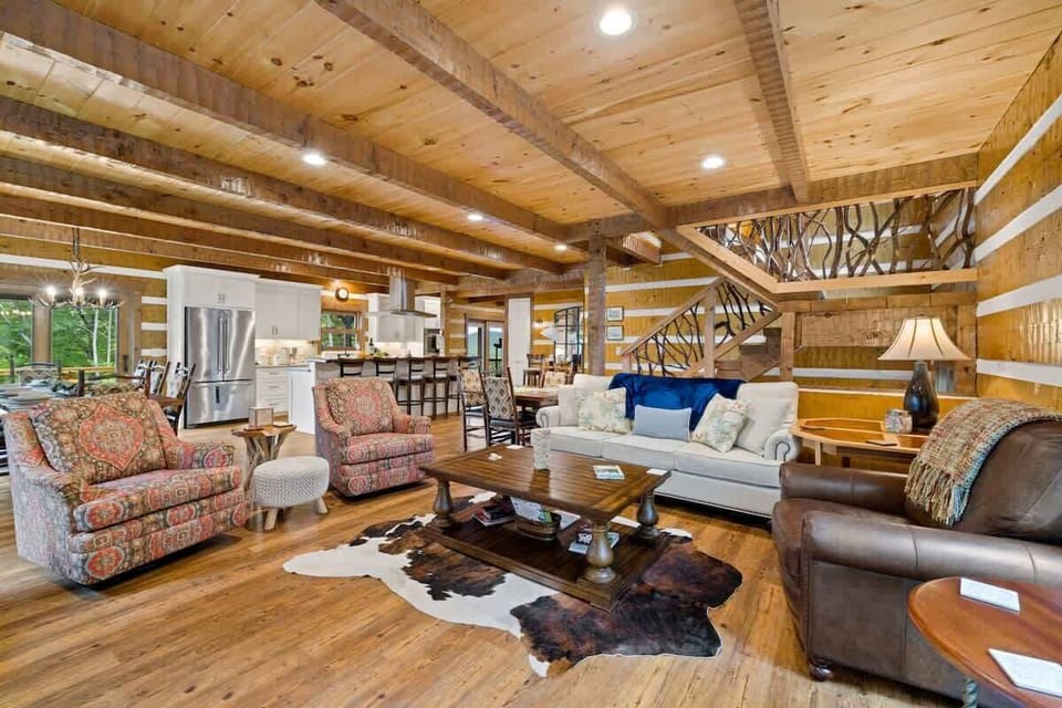 Very open living area with multiple seating