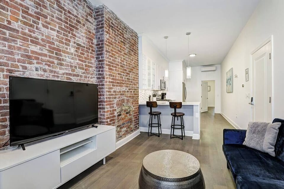 From the living room, looking in to the kitchen