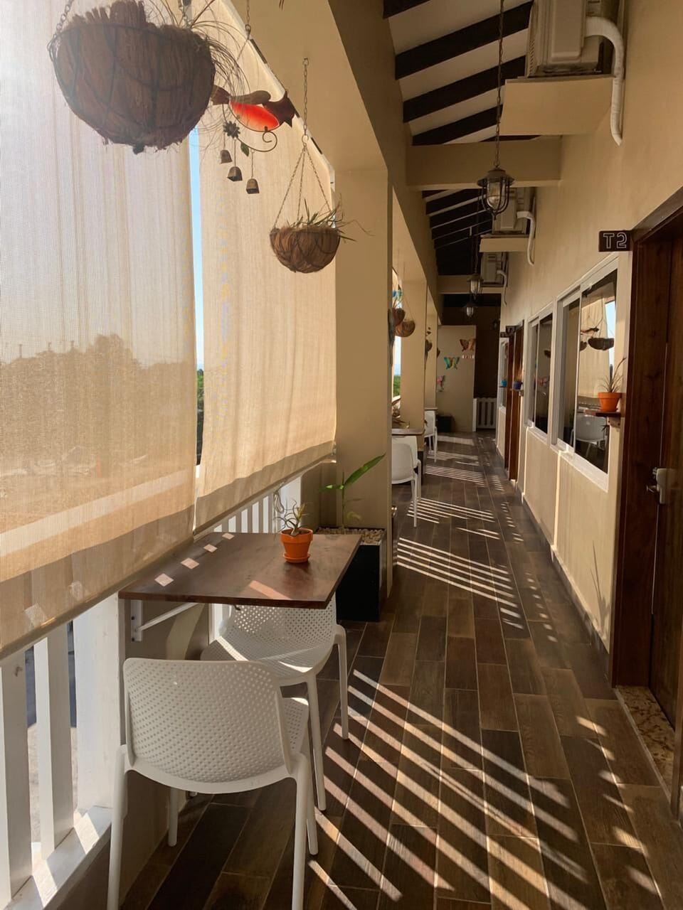 Third floor, shared-balcony