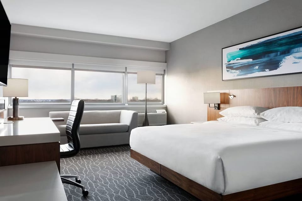 Unit with King size bed